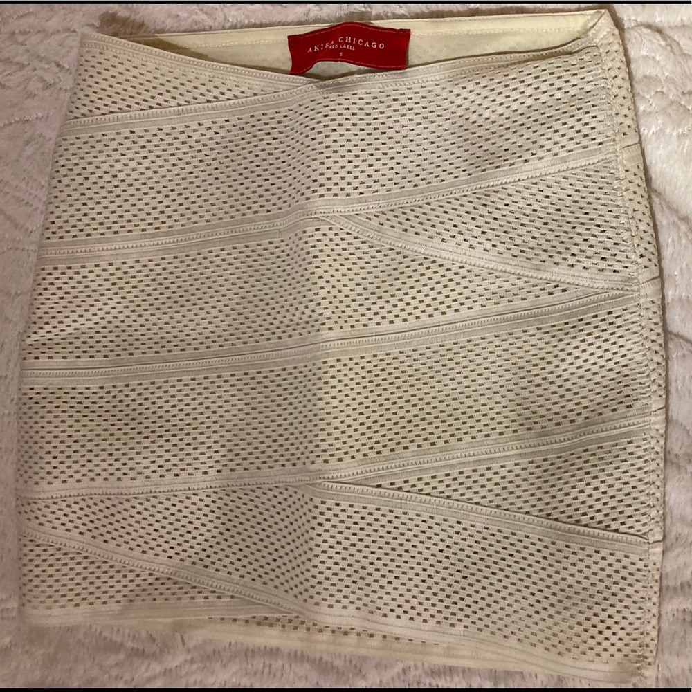 Akira Chicago Red Label Cream Skirt